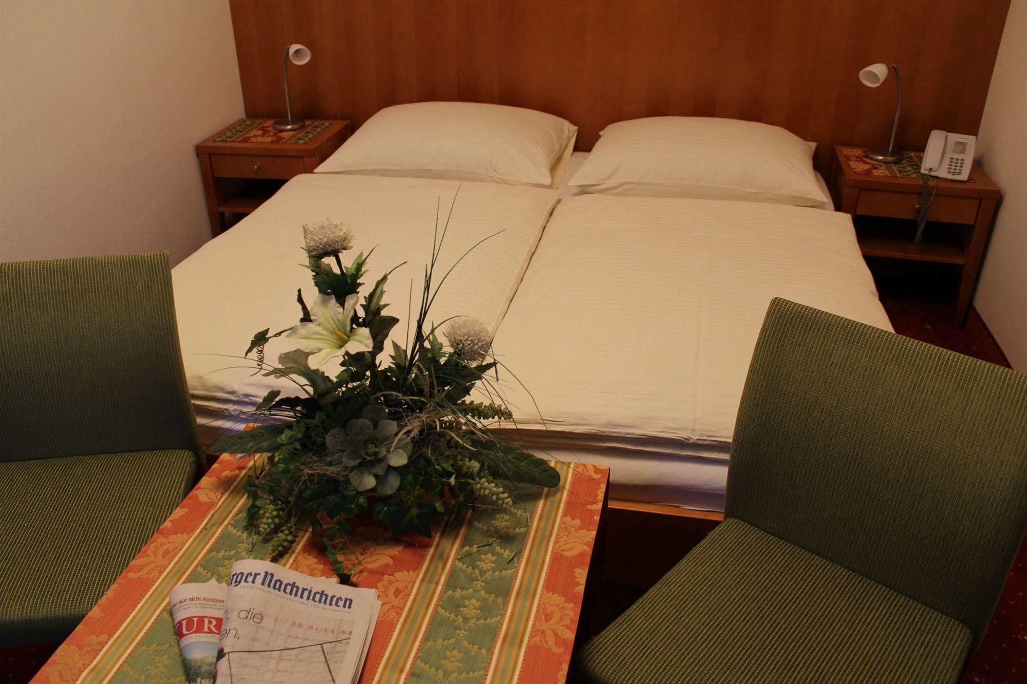 Airporthotel - Am Airport Szálloda 4*